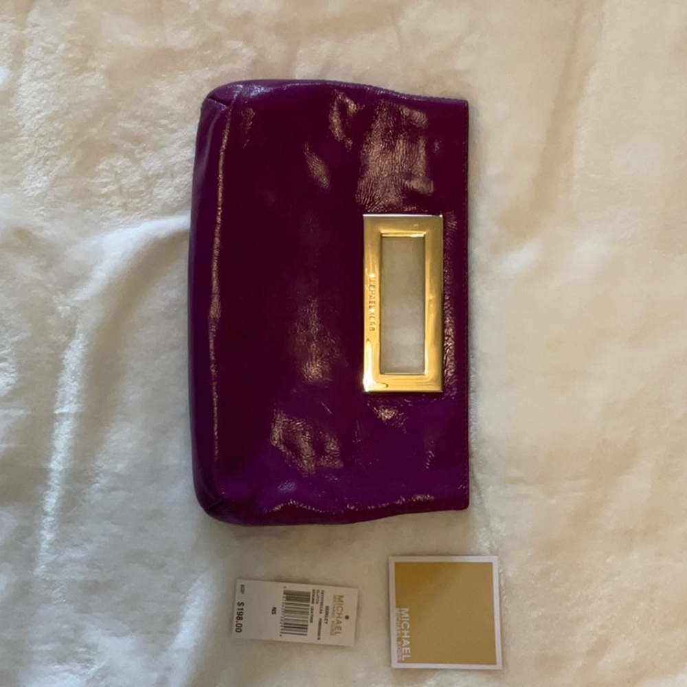 Michaell Kors Berkeley Purple Clutch